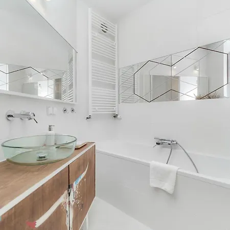 アパート Two Level 2waters By Renters *
