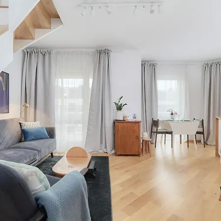 Two Level 2waters By Renters Wroclaw